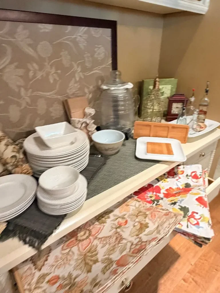 Item from the Packed Home by Busy Bees! estate sale in Scottsdale, AZ