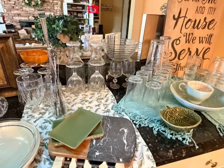 Item from the Packed Home by Busy Bees! estate sale in Scottsdale, AZ
