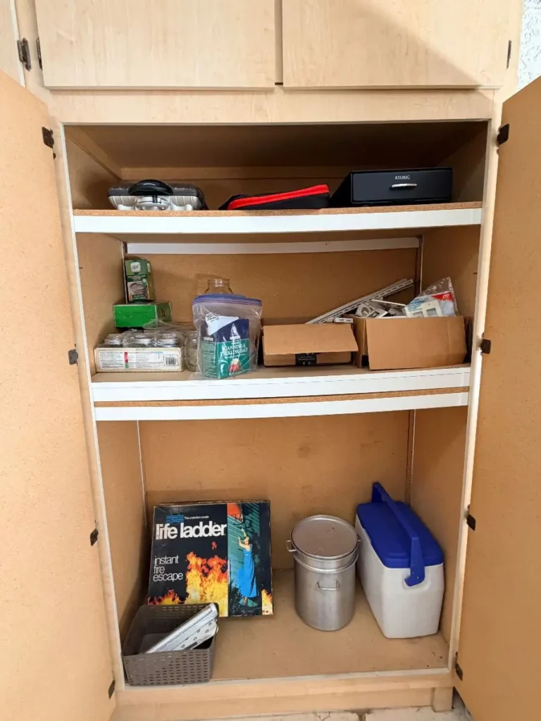 Item from the Packed Home by Busy Bees! estate sale in Scottsdale, AZ