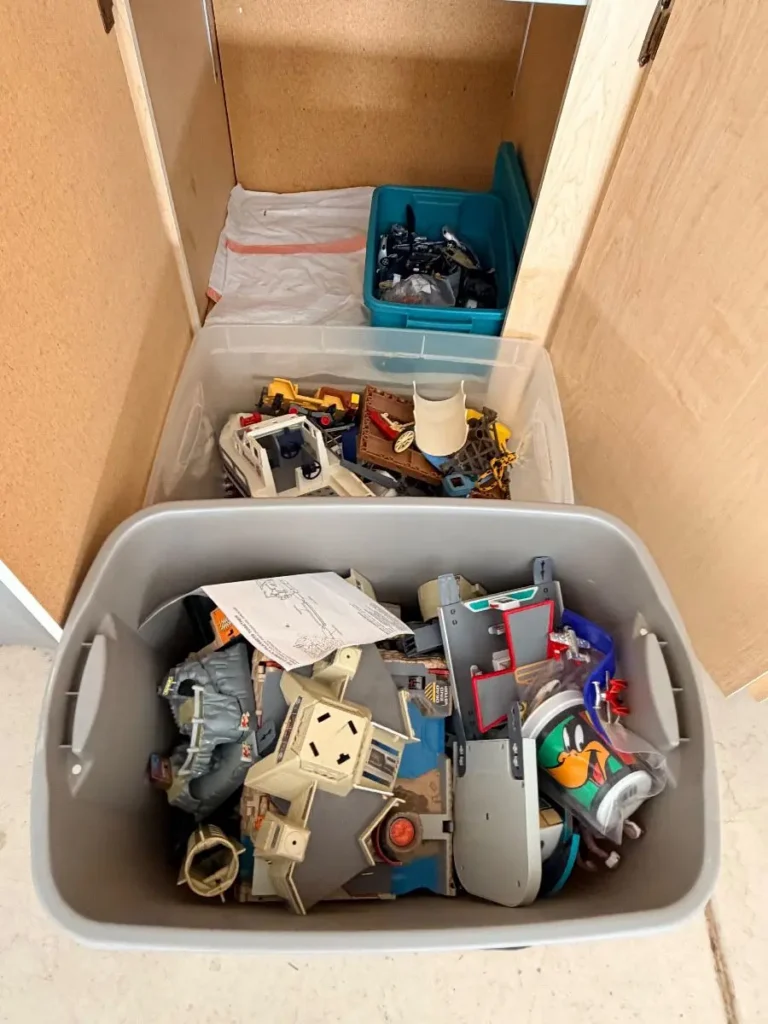 Item from the Packed Home by Busy Bees! estate sale in Scottsdale, AZ