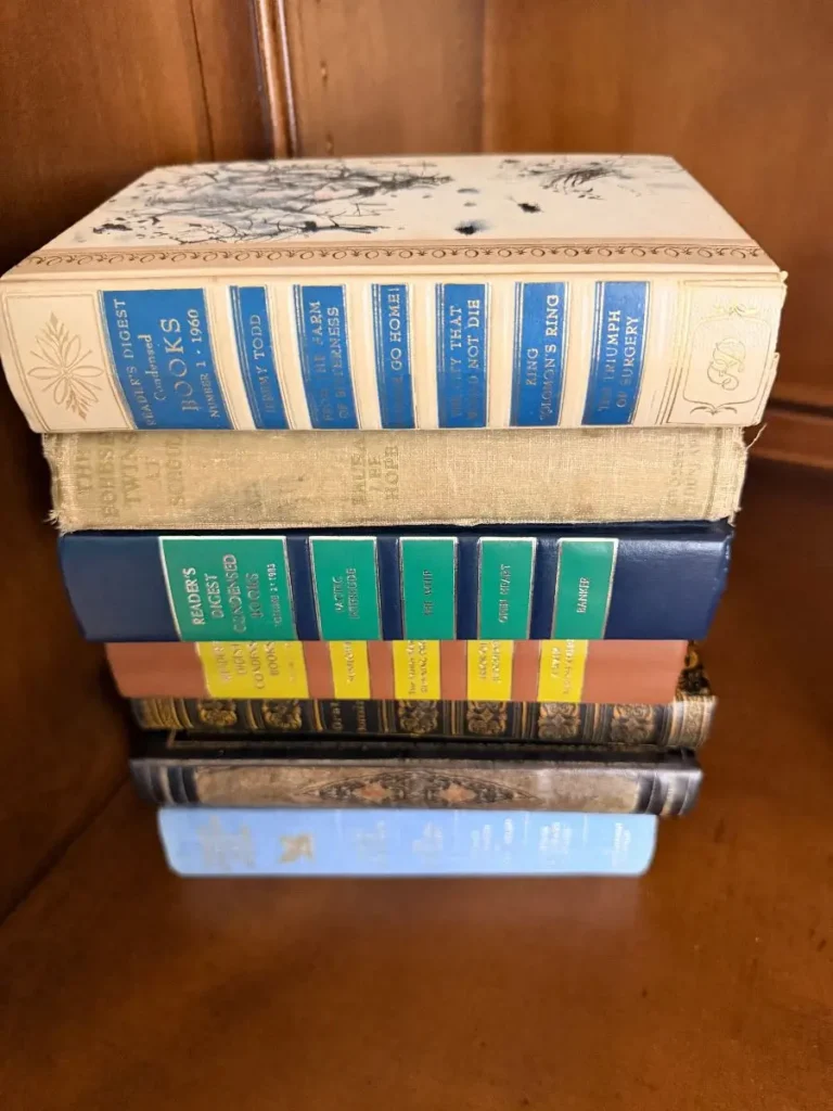 Item from the Packed Home by Busy Bees! estate sale in Scottsdale, AZ