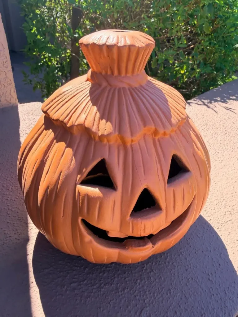 Item from the October Spectacular in Surprise with Busy Bees! estate sale in Surprise, AZ