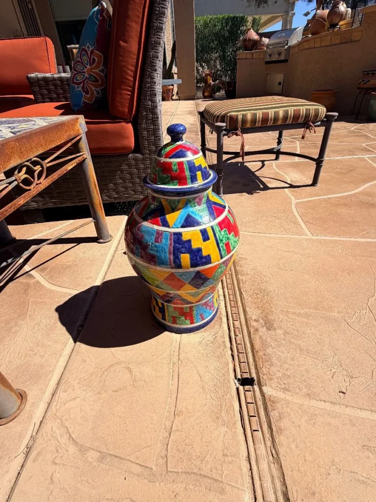 Item from the October Spectacular in Surprise with Busy Bees! estate sale in Surprise, AZ