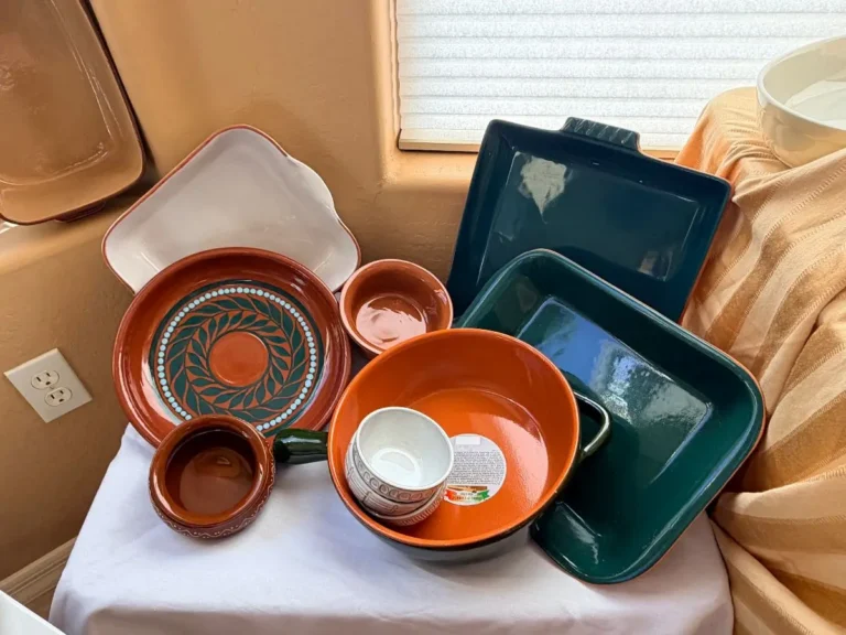 Item from the October Spectacular in Surprise with Busy Bees! estate sale in Surprise, AZ