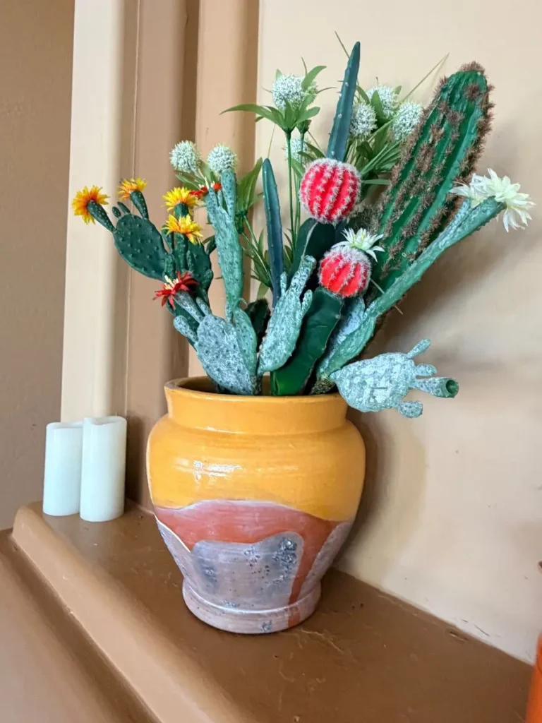 Item from the October Spectacular in Surprise with Busy Bees! estate sale in Surprise, AZ