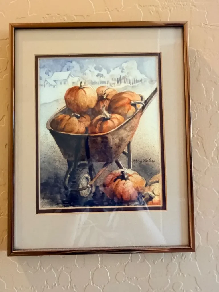 Item from the October Spectacular in Surprise with Busy Bees! estate sale in Surprise, AZ