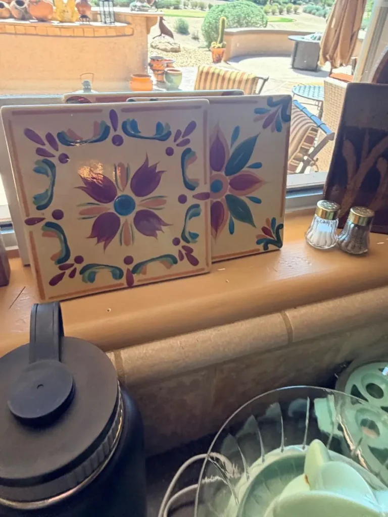 Item from the October Spectacular in Surprise with Busy Bees! estate sale in Surprise, AZ