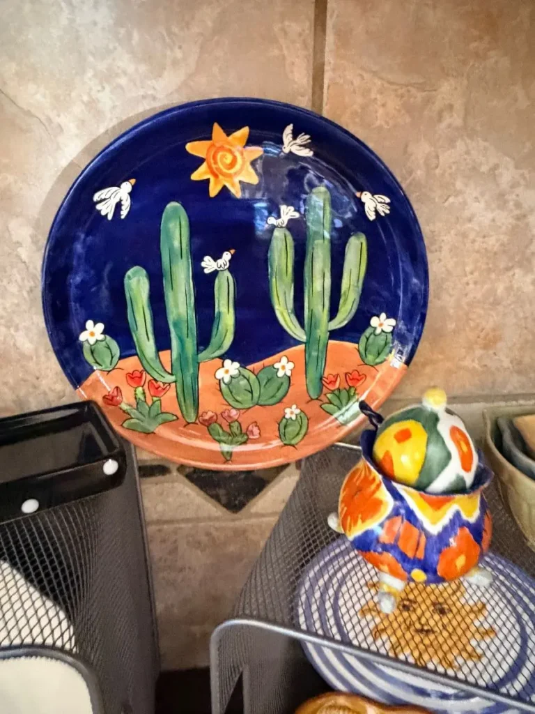 Item from the October Spectacular in Surprise with Busy Bees! estate sale in Surprise, AZ