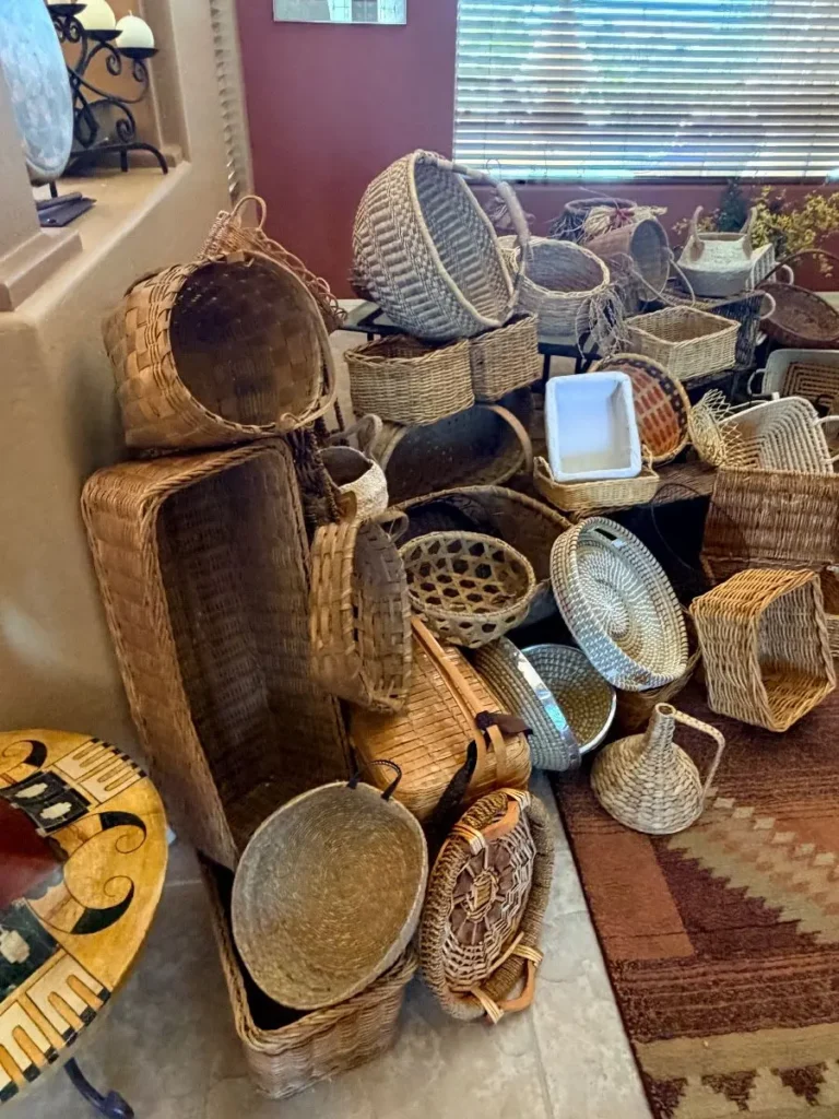 Item from the October Spectacular in Surprise with Busy Bees! estate sale in Surprise, AZ
