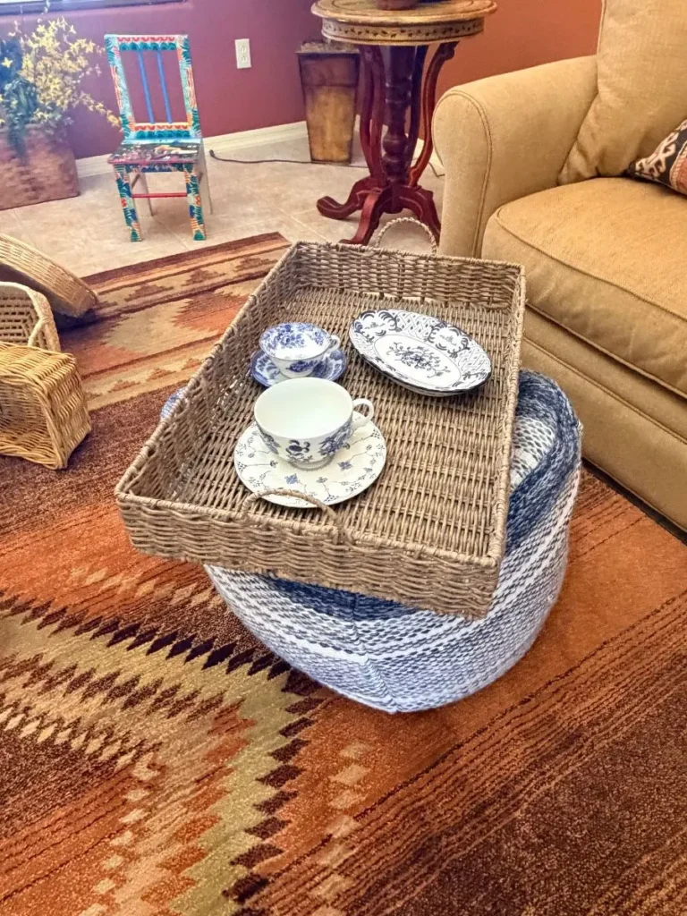 Item from the October Spectacular in Surprise with Busy Bees! estate sale in Surprise, AZ