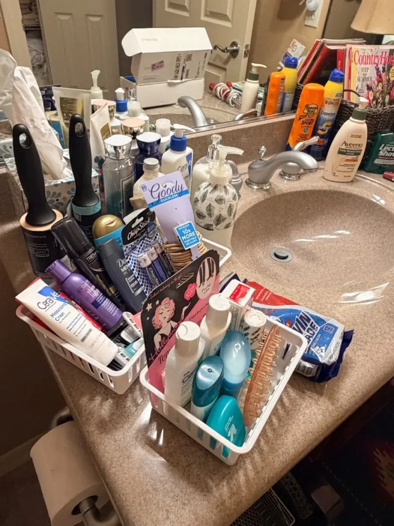 Item from the October Spectacular in Surprise with Busy Bees! estate sale in Surprise, AZ