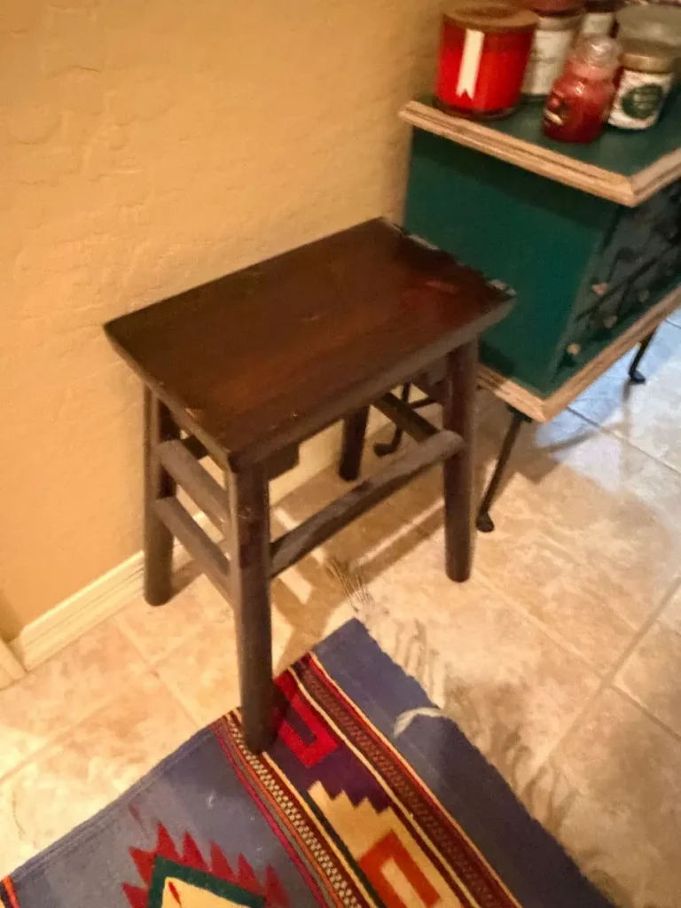 Item from the October Spectacular in Surprise with Busy Bees! estate sale in Surprise, AZ