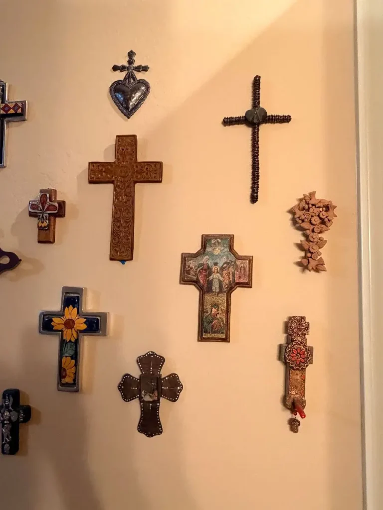 Item from the October Spectacular in Surprise with Busy Bees! estate sale in Surprise, AZ