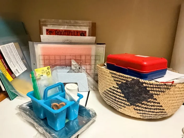 Item from the October Spectacular in Surprise with Busy Bees! estate sale in Surprise, AZ