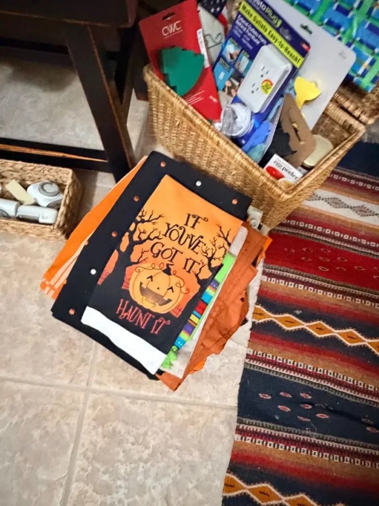 Item from the October Spectacular in Surprise with Busy Bees! estate sale in Surprise, AZ