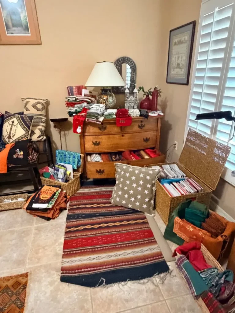 Item from the October Spectacular in Surprise with Busy Bees! estate sale in Surprise, AZ