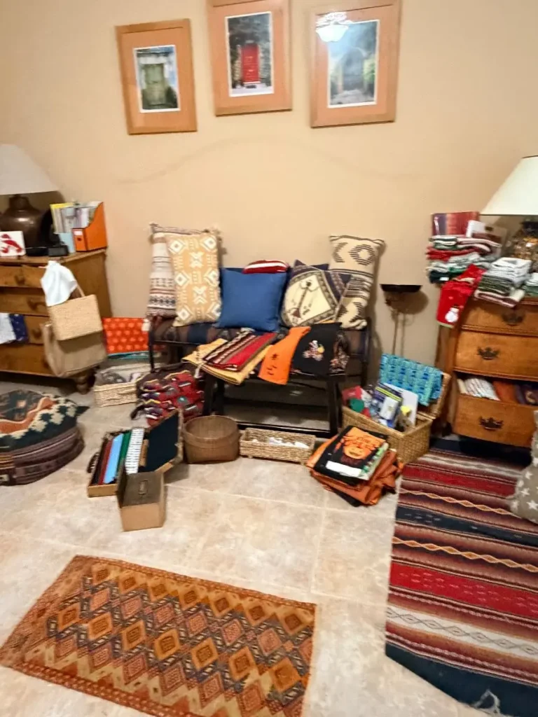 Item from the October Spectacular in Surprise with Busy Bees! estate sale in Surprise, AZ
