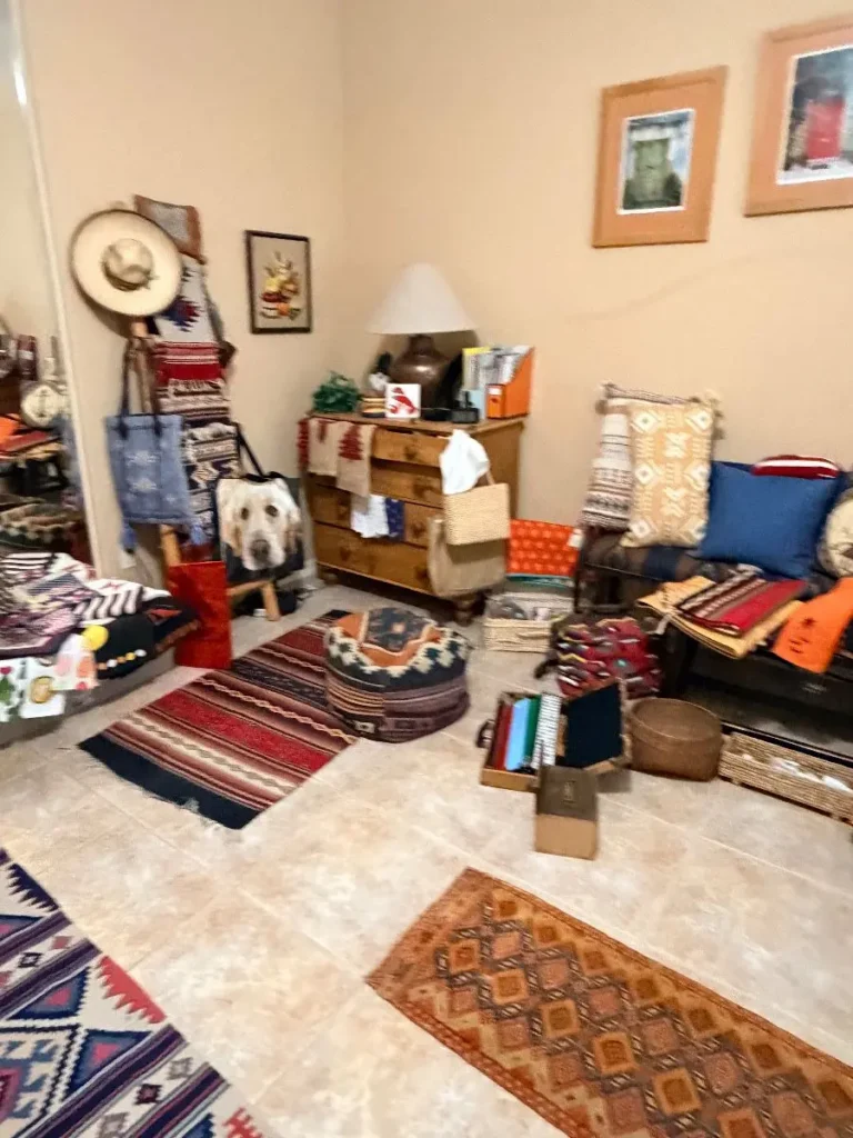 Item from the October Spectacular in Surprise with Busy Bees! estate sale in Surprise, AZ