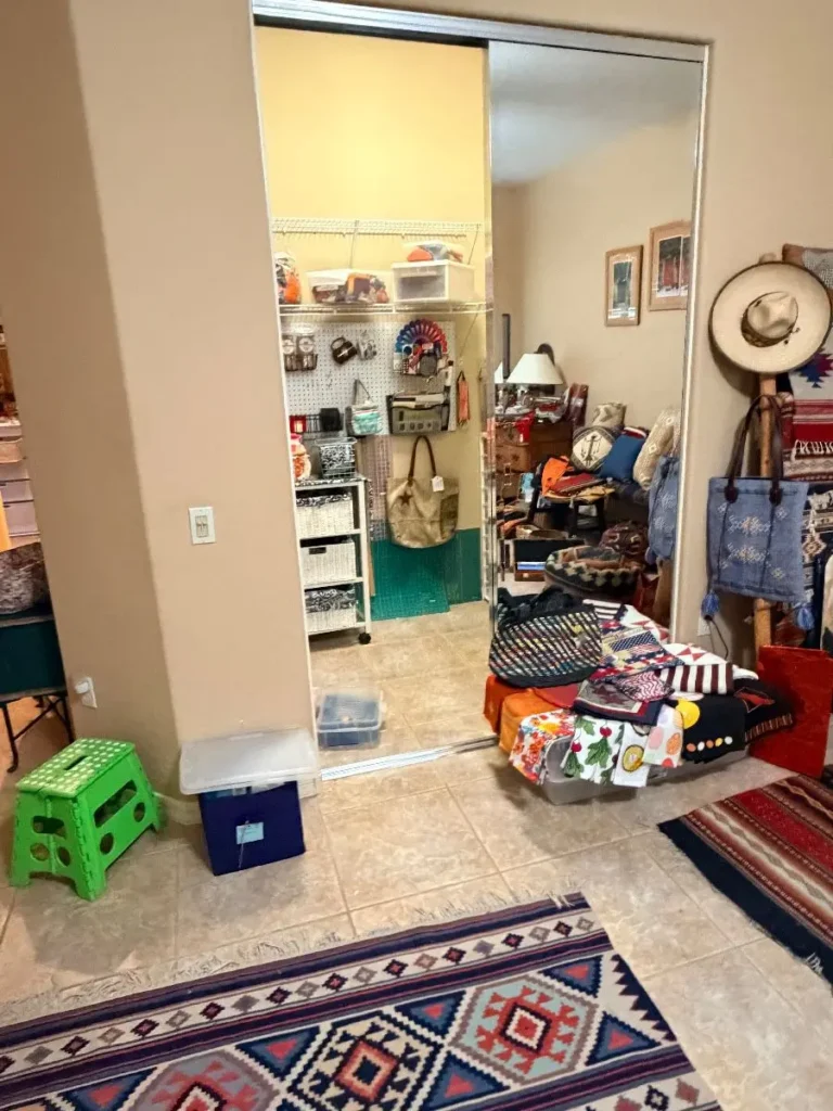 Item from the October Spectacular in Surprise with Busy Bees! estate sale in Surprise, AZ