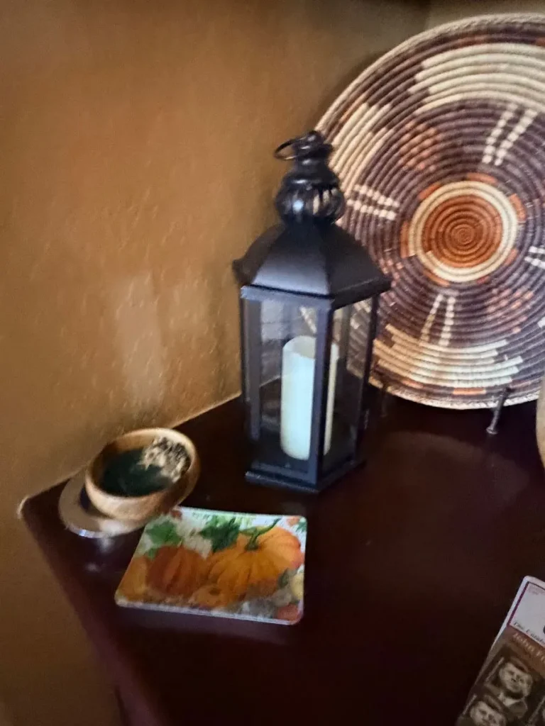Item from the October Spectacular in Surprise with Busy Bees! estate sale in Surprise, AZ