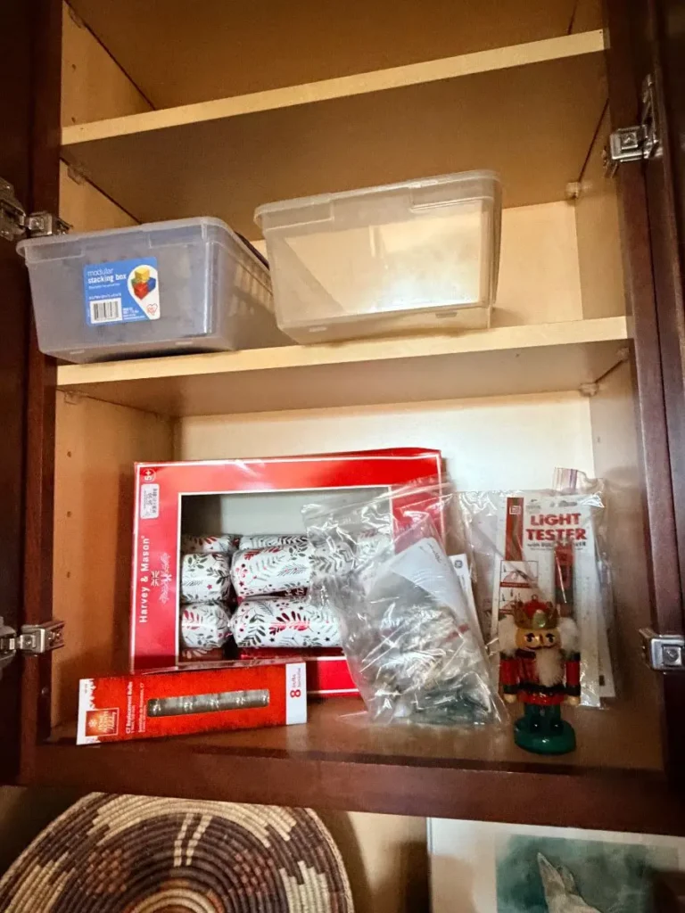 Item from the October Spectacular in Surprise with Busy Bees! estate sale in Surprise, AZ