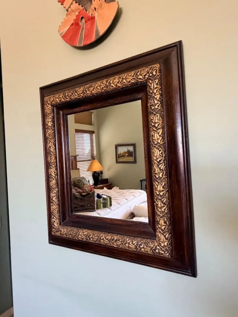 Item from the October Spectacular in Surprise with Busy Bees! estate sale in Surprise, AZ
