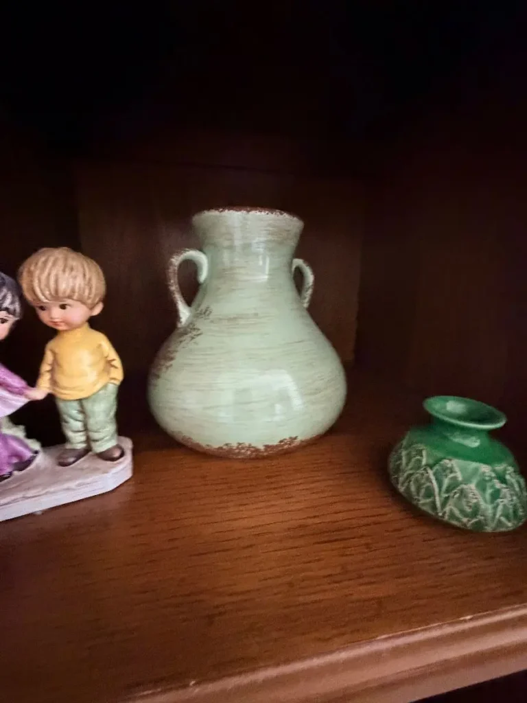 Item from the October Spectacular in Surprise with Busy Bees! estate sale in Surprise, AZ