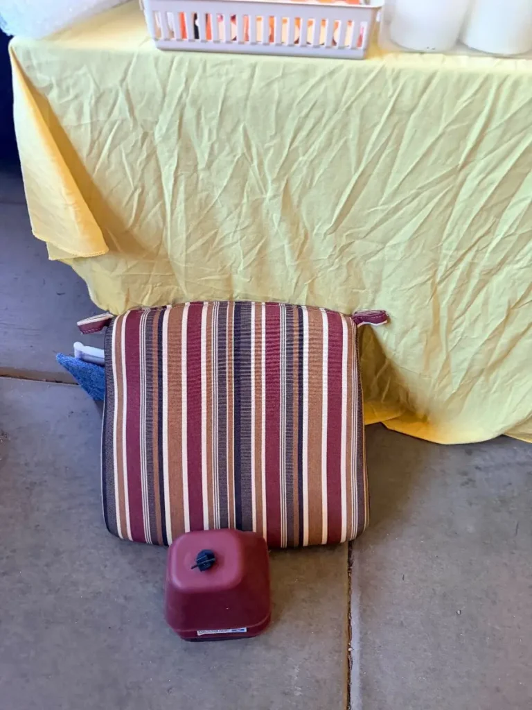 Item from the October Spectacular in Surprise with Busy Bees! estate sale in Surprise, AZ
