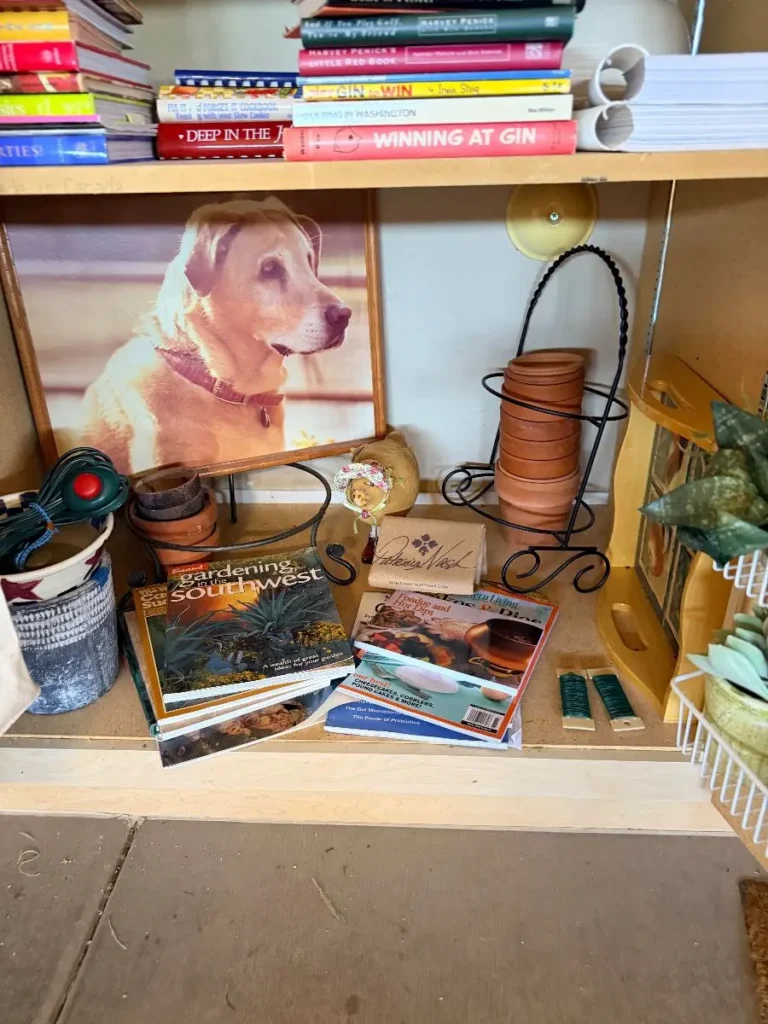 Item from the October Spectacular in Surprise with Busy Bees! estate sale in Surprise, AZ