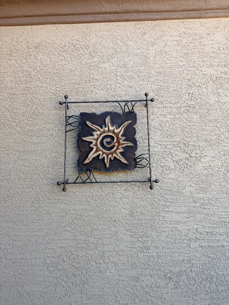 Item from the October Spectacular in Surprise with Busy Bees! estate sale in Surprise, AZ